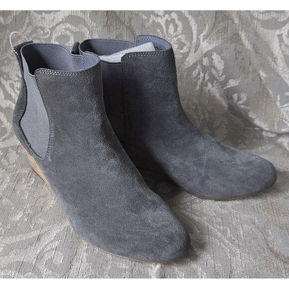 Lands' End Women's  Iron Gray Suede Pull On Wedge Chelsea Boots Sz 6 New - Picture 1 of 6